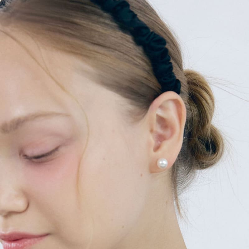 

НУОЙ Волнистая тканевая повязка для волос Black