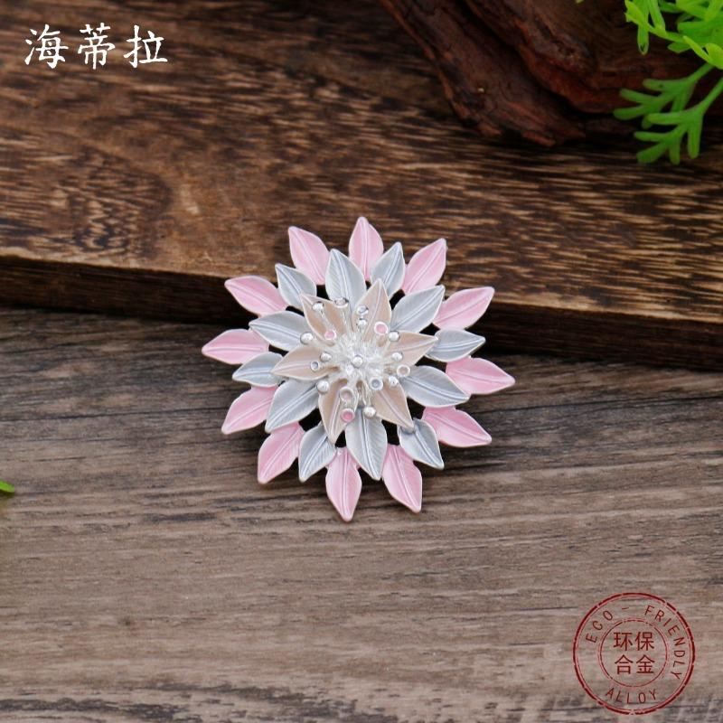 New enamel color hollow three-dimensional sunflower magnetic brooch women's fashion high-end flower brooch