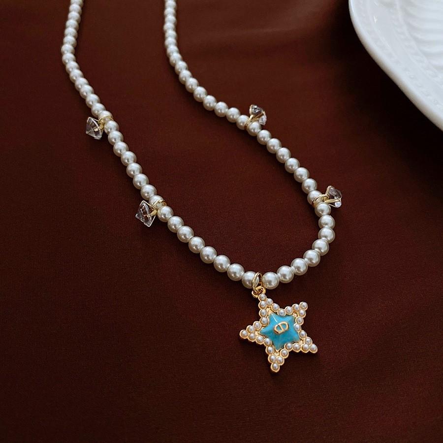 Butterfly Drop Oil Pearl Faux Crystal Necklace Versatile High-end Clavicle Chain Niche Design Jewelry Women