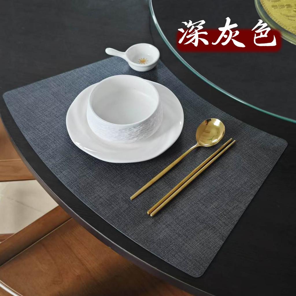 Fan-Shaped PVC Leather Textured Placemat Waterproof Oil-Proof Heat-Resistant Table Mats Chinese Hotel Round Tables Luxury Dining