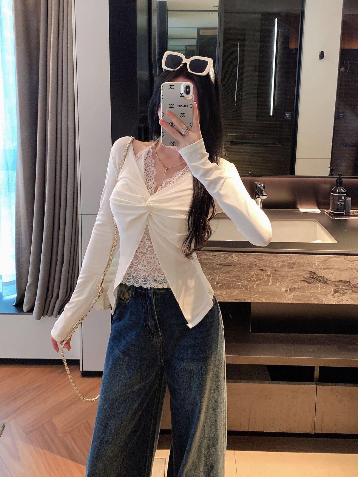 

Elegant White Halter Neck Lace Long-Sleeve Women s T-Shirt - Perfect Autumn/Winter Layer or Standalone Top L [Recommended for 50-57.5 kg] белый