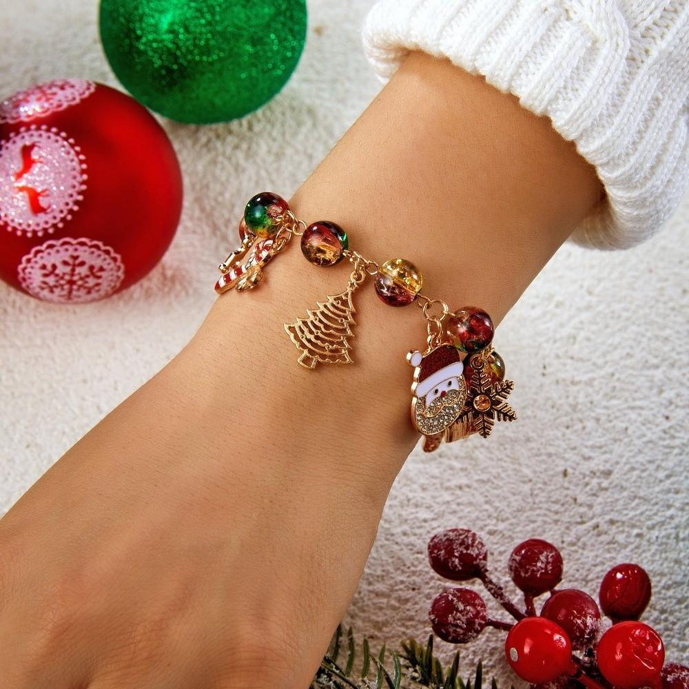 Charming Style Xmas Elk Wristband Vibrant Colors Snowflake Pendant Bangles Boutique Stores