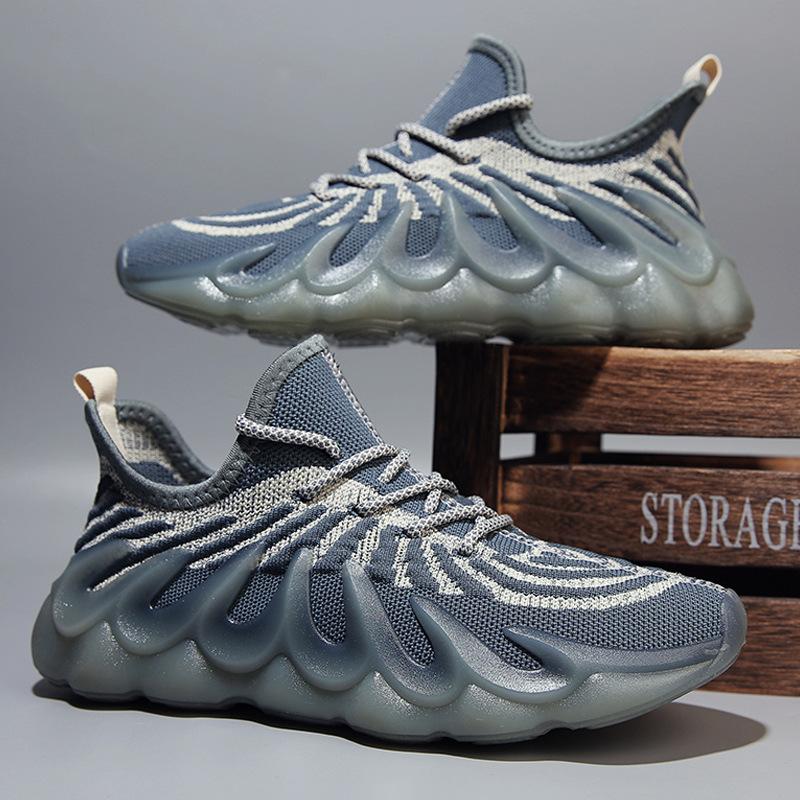 2024 Summer New Fly-woven Men's Shoes, Casual Breathable Student Sports Shoes, Fashionable Volcano Shoes, Trendy Coconut Shoes