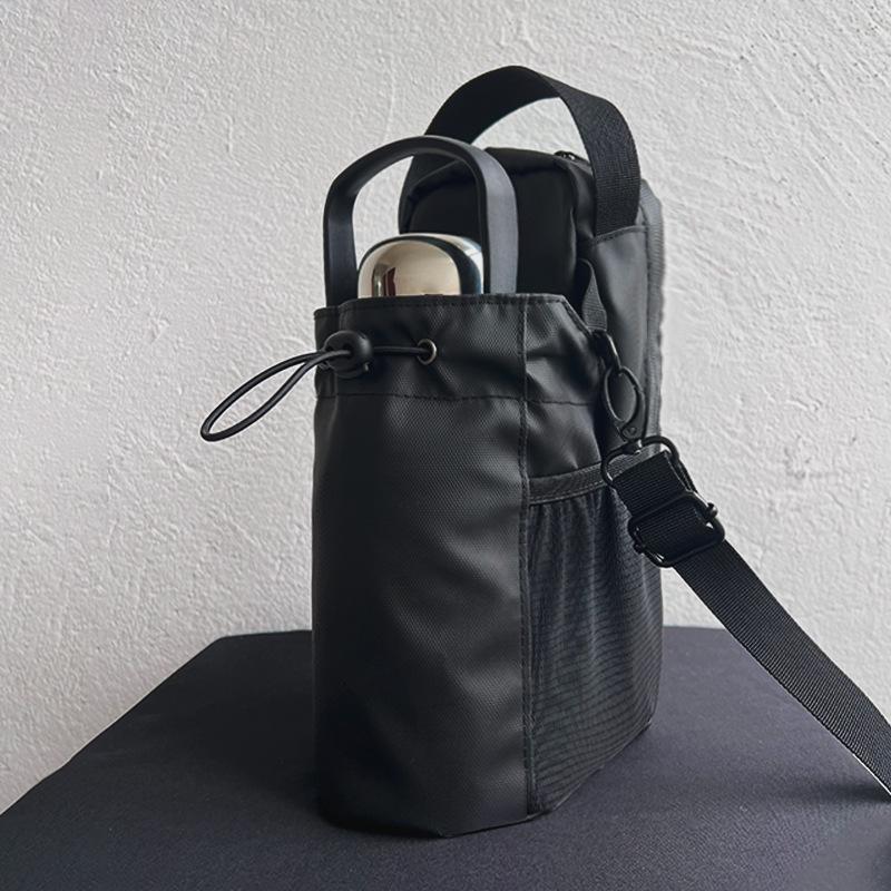 High-End Portable Crossbody Fitness Bag with Magnetic Water Bottle Holder
