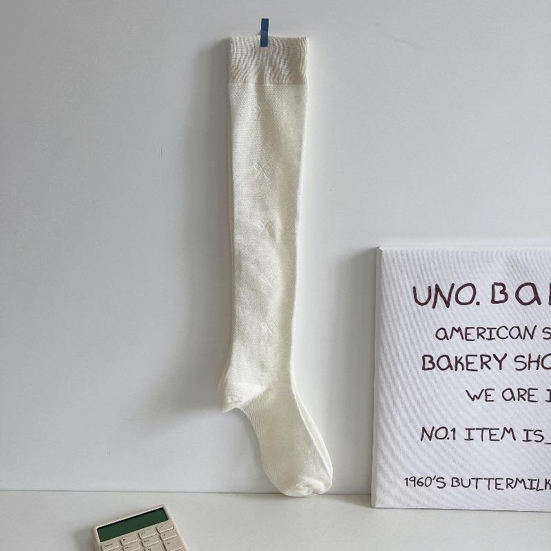 Calze da donna stile giapponese Calzini alti al ginocchio Calzini lunghi in nylon trasparente ultrasottile Calzini al ginocchio JK Lolita per ragazze dolci
