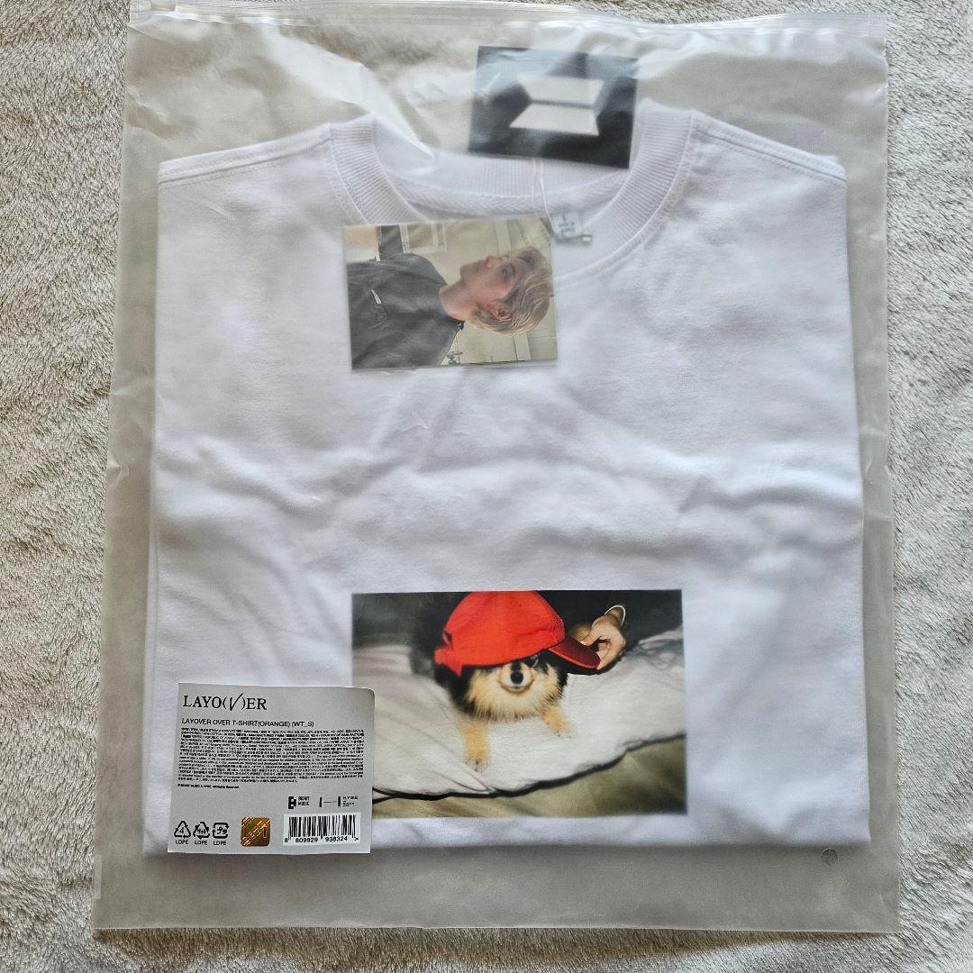 

[USED] BTS V LAYO(V)ER T-shirt, size S