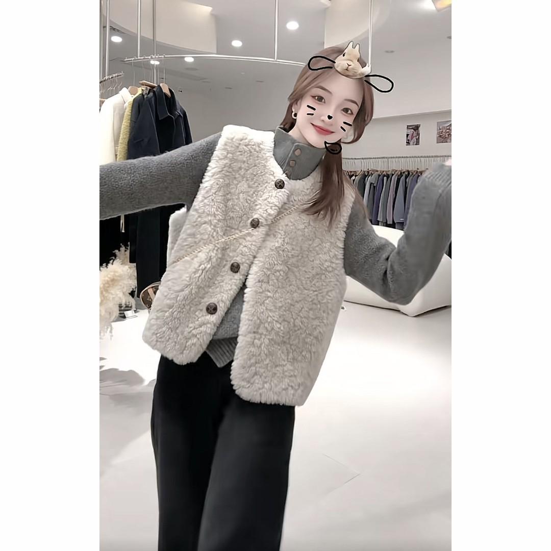 

Chic Winter Outfit Set: Plush Vest, High-Neck Knit Cardigan & Casual Pants for Women M (for 95-105 jin)