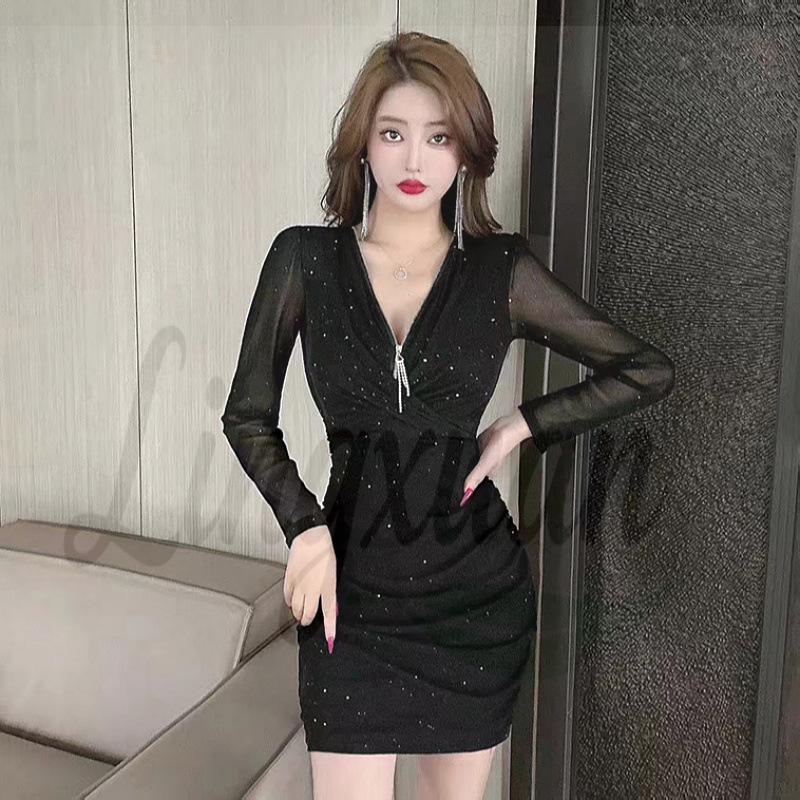 

Spicy Elegance: Women s Sexy Black Mesh Long Sleeve Figure-Hugging Dress Medium чёрный