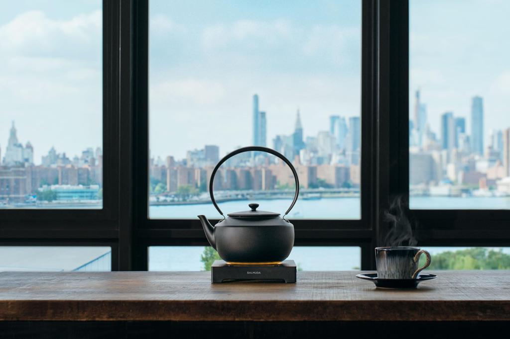 MoonKettle | Electric Kettle with Temperature Control, Black, BALMUDA Moon Kettle KPT02JP-BK, Released November 2012, Gift Available