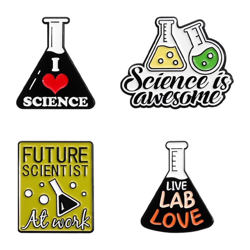 Attractive Style Cartoon Alphabet Badge Fun Chemistry Flask Design Allpurpose Metal Brooch For Summer 2024 Lovers Fashion