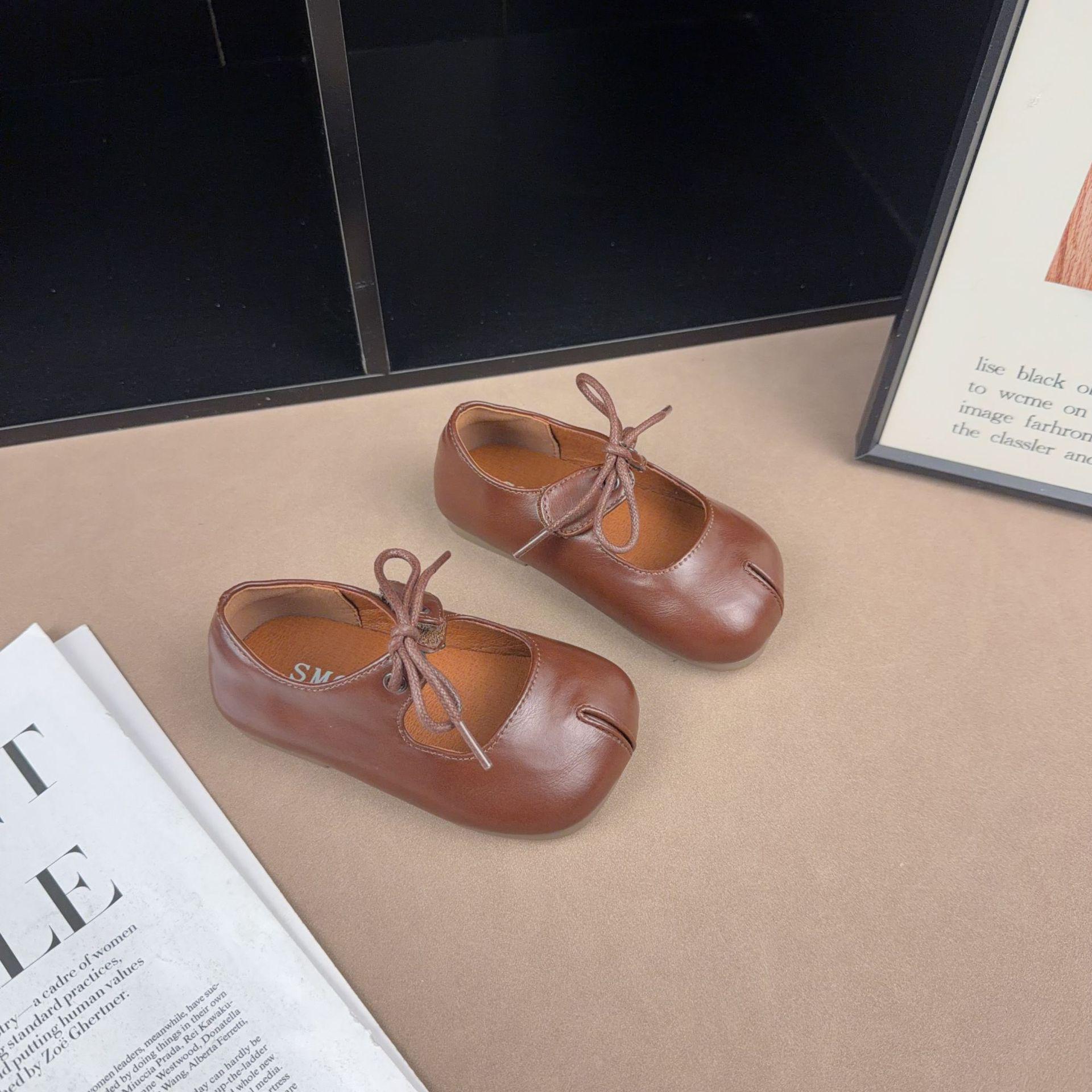 2026 Весна & Осень Ретро Британский Стиль Мелкий Вырез Девичьи Туфли - Корейская Мода 22