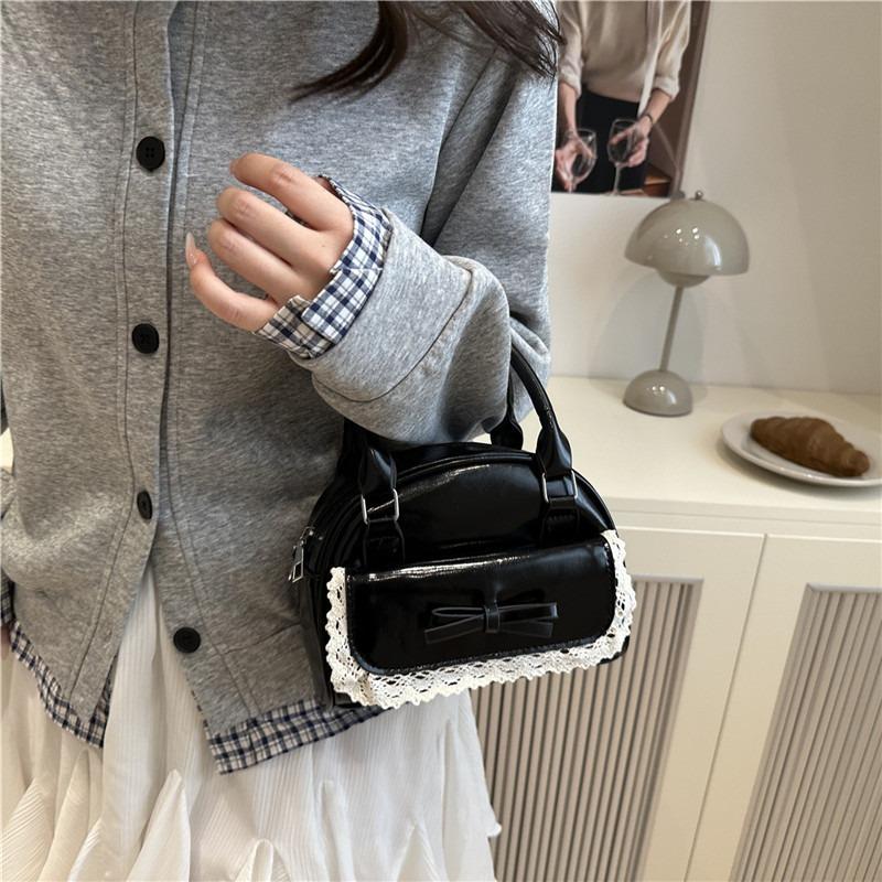 Spring New Niche Design Shell Bag Fashion Trend Women's Casual Texture Shoulder Messenger Bag