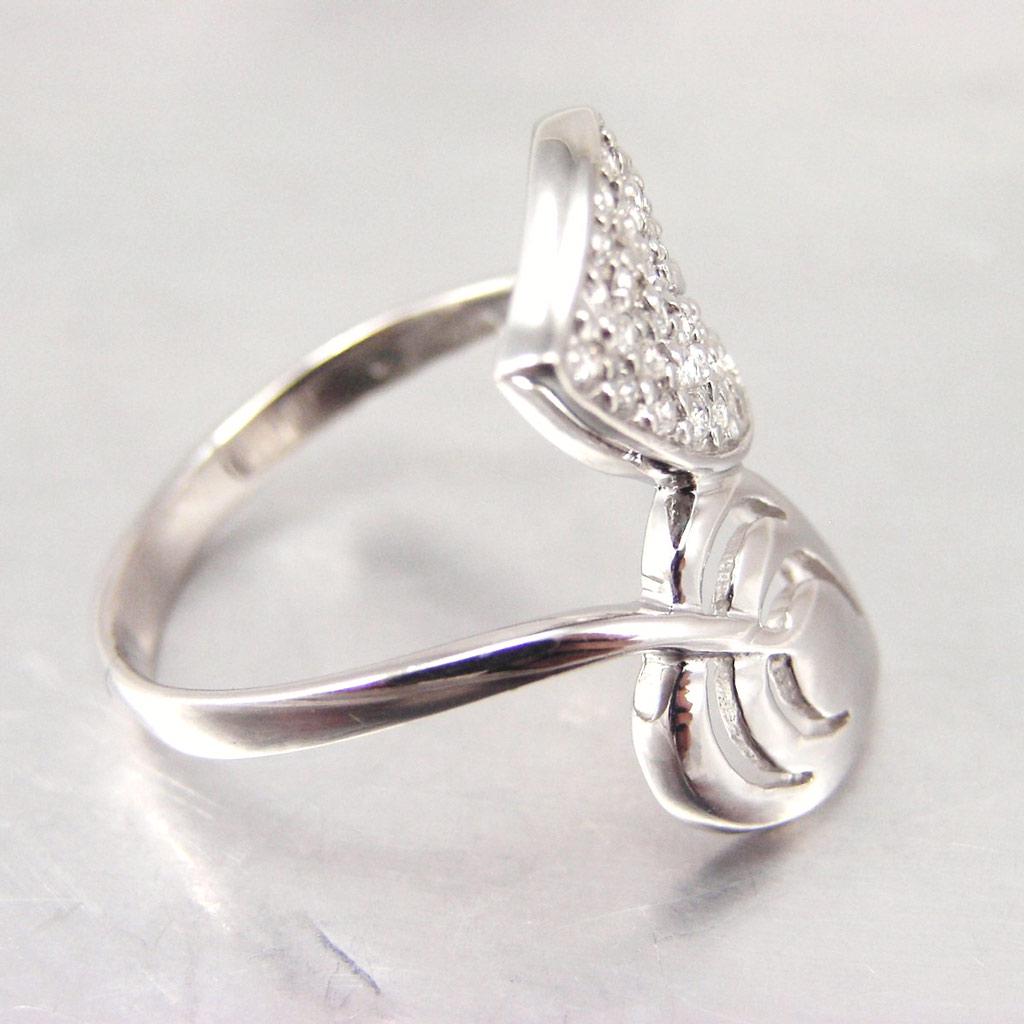 White 'Goddess' Silver Ring