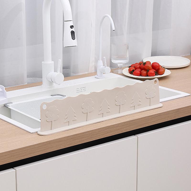 Silicone Kitchen Sink Baffle Splash Guard With Suction Cup Pool To Protect Clothes From Splashing Washing Dishes Water Baffle