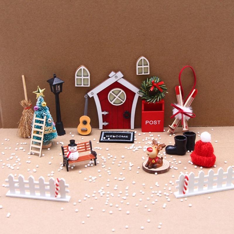 Miniature Glowing House Christmas Decoration Set With Removable Parts for Holiday Displays