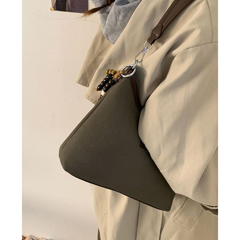 Underarm Bag Women's 2025 New Autumn and Winter Fashion Simple Shoulder Bag Korean Versatile Ins Commuter Messenger Bag