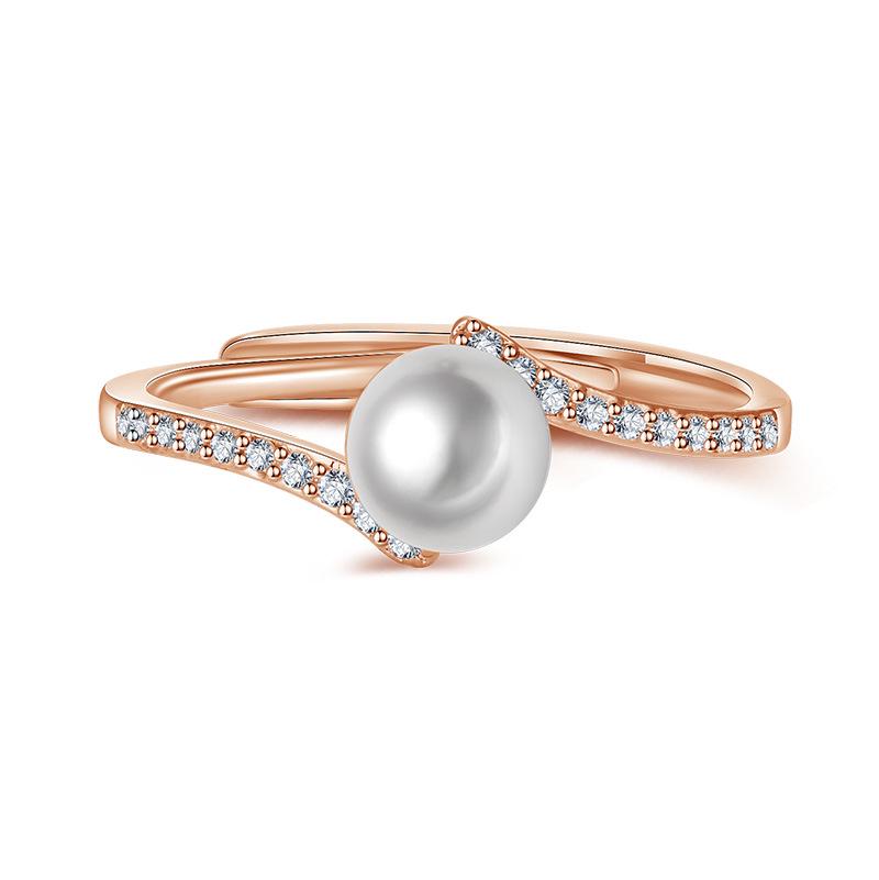 Summer Freshwater Pearl Ring: Fashionable Japanese Light Luxury Design for Women, Perfect for Index or Pinky Finger Wear.