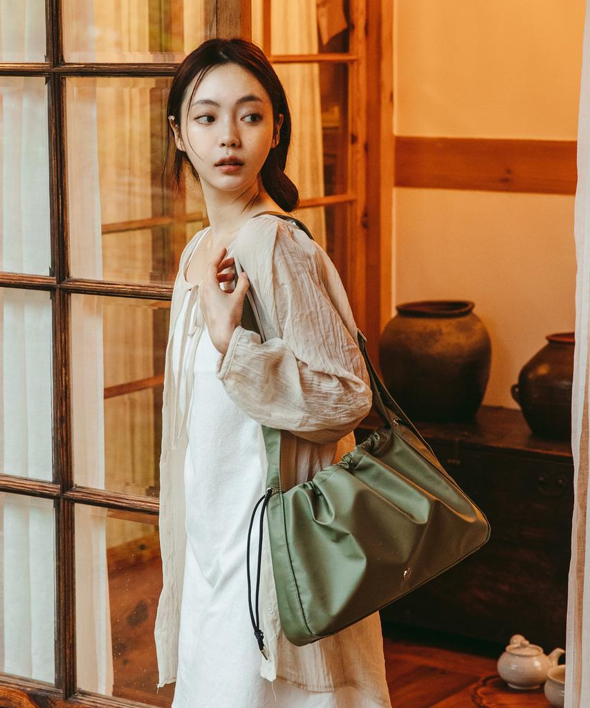 Marhen.J Moa Nylon Daily Crossbody Bag