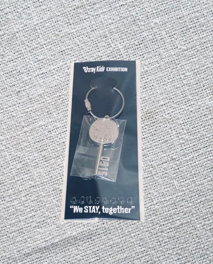 

[USED] straykids EXHIBITION Key-style Keychain Pogari