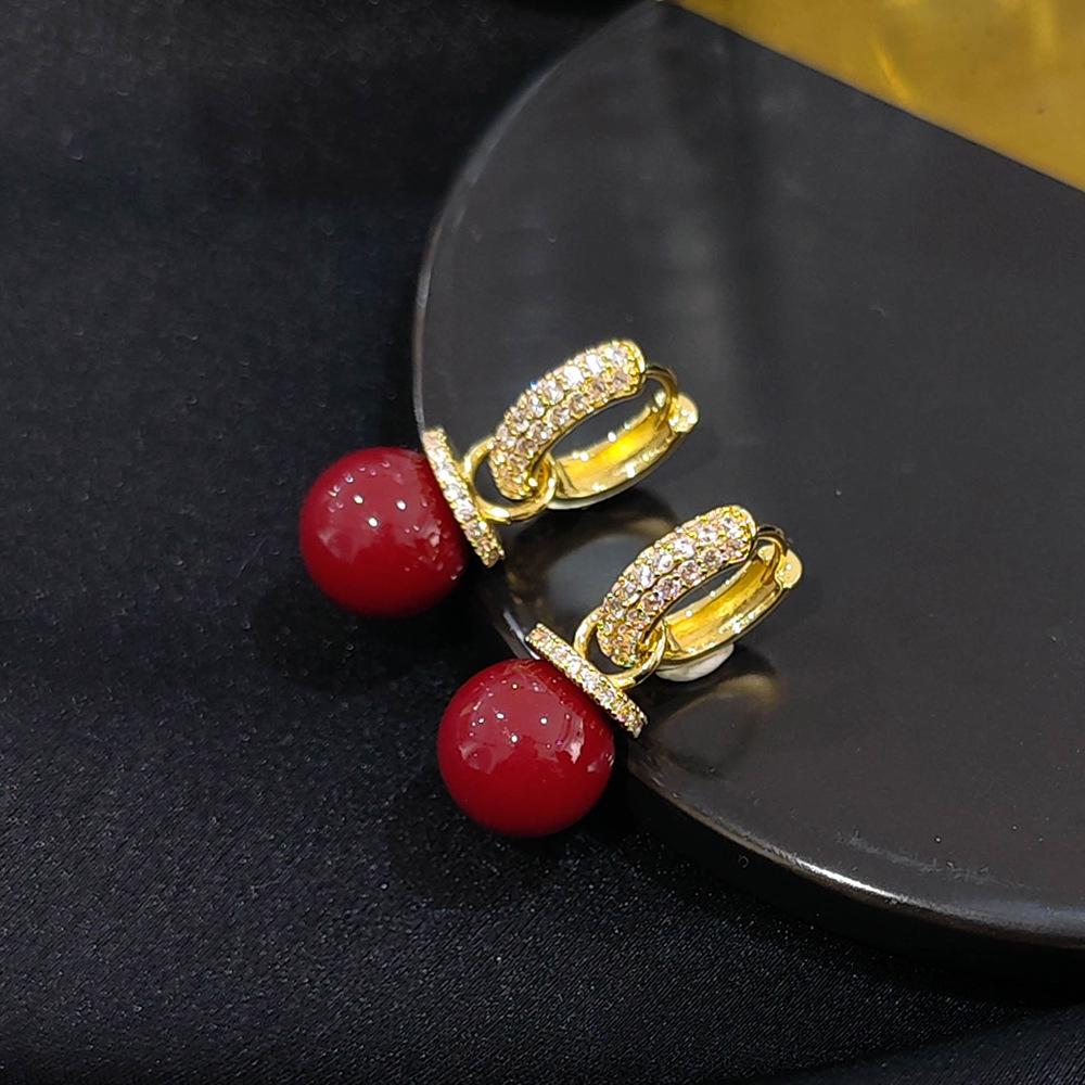 Cercei Ancola Roșu Argintiu Geometrici cu Picătură de Ulei - Modă Retro Manșete de Urechi High-End pentru Femei