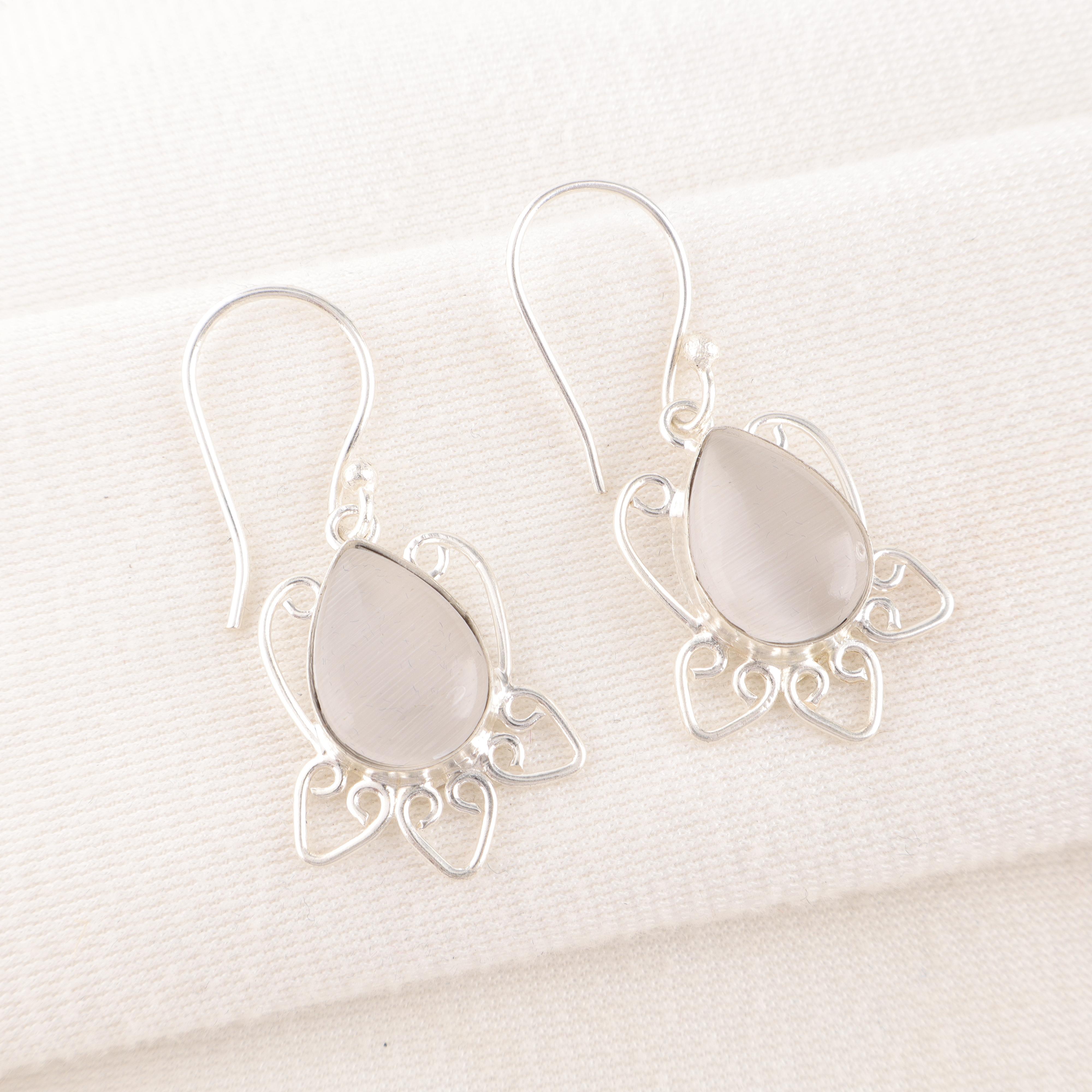 

Серьги из селенита, Ювелирные изделия из драгоценных камней, Серьги из стерлингового серебра 925 пробы, Ювелирные изделия ручной работы, Серьги с камнем-талисманом, Подарок для него 1.70 Inches белый