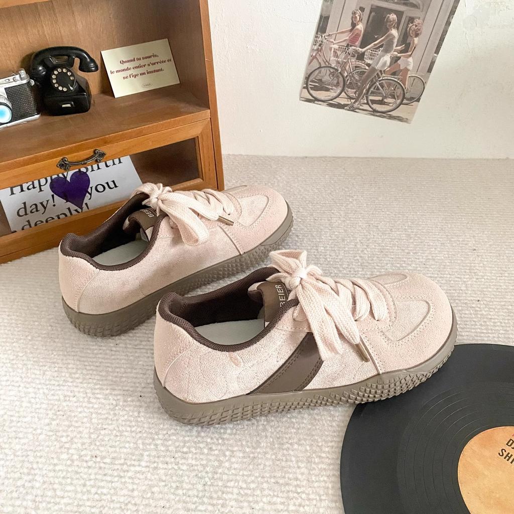 Retro round head color matching casual board shoes lace-up German training shoes 2025 new versatile little white shoes women's spring and autumn