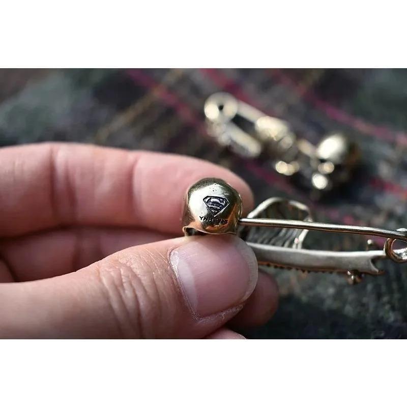 2 teile/satz Dark Vintage Gothic Schädel Sicherheit Brosche Decke Schal Pullover Pin Halloween Retro Schmuck Zubehör