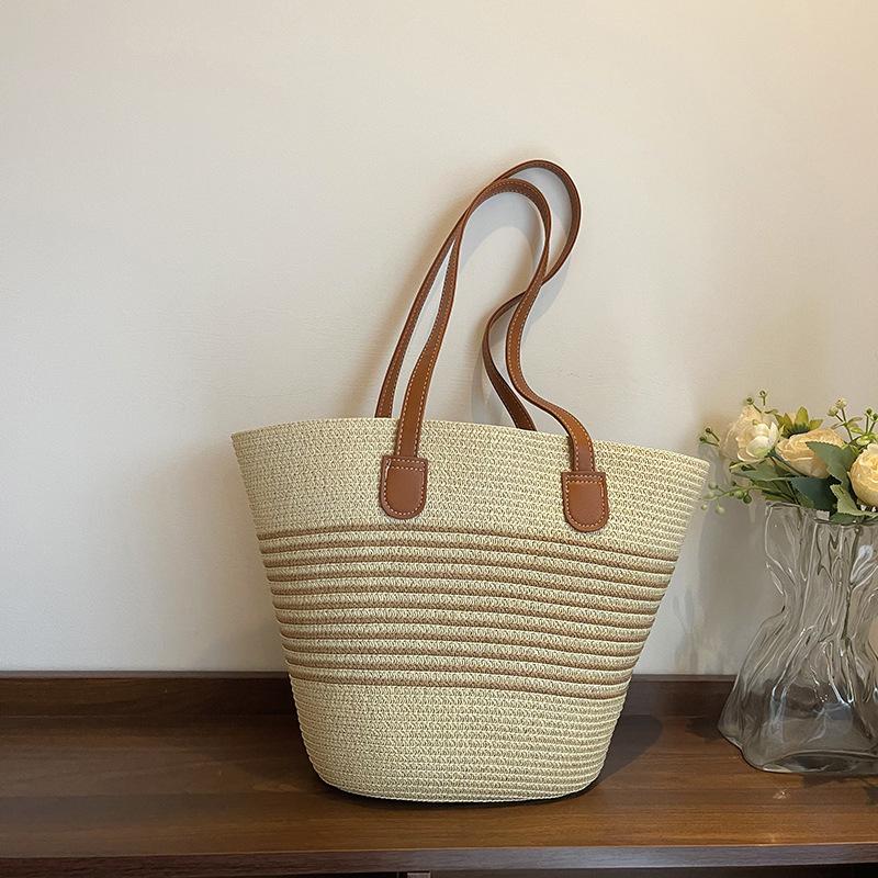 

Woven bag Large capacity straw handbag Women s casual fashion shoulder bag Tote vegetable basket bag
