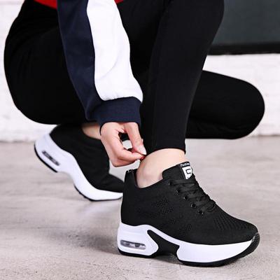 Women's Platform Mesh Running Shoes with Breathable Soft Sole and Height Increase for Spring and Summer