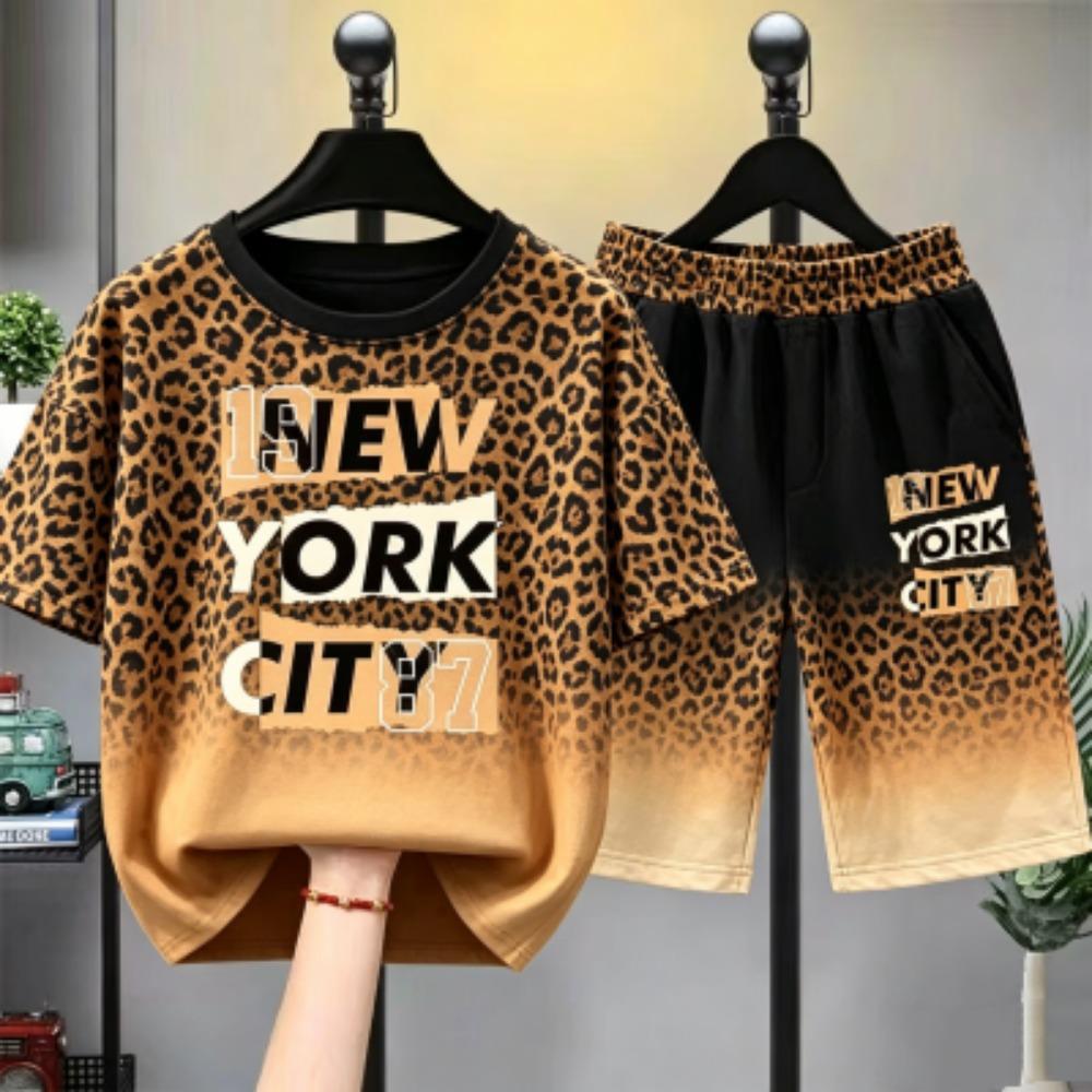 Fashion Colorful Zebra Stripe Letter Printed Men's T-shirt and Shorts 2 Piece Set Summer Home Outdoor Casual Outfit for Men's and Women's T-shirt Set