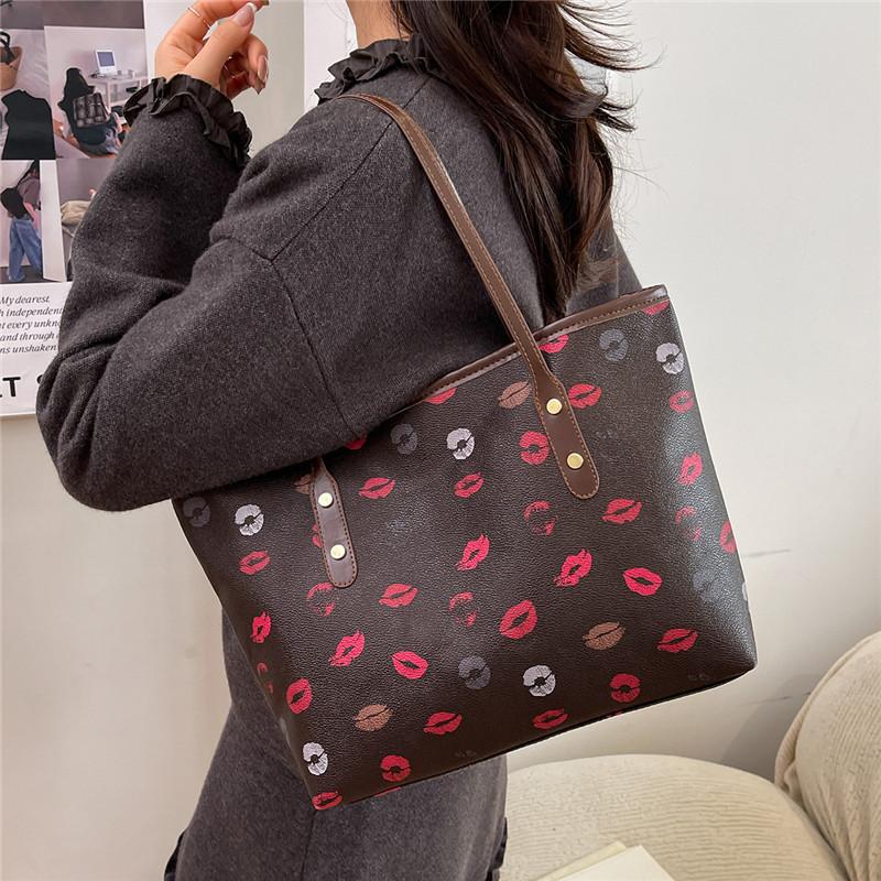 New Large Capacity Top Handle Bag Comfortable and Versatile Texture Simple Shoulder Bag Floral Print Tote for Daily Commute Bag
