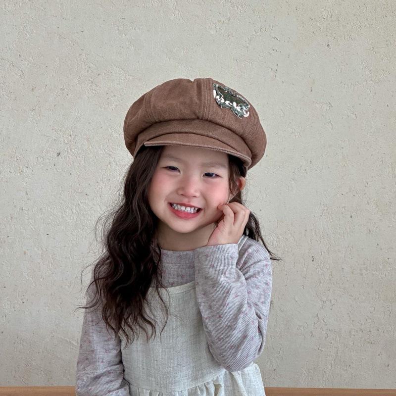 Guai Bao Unisex Children's Korean Style Denim Beret with Star Embroidery for Sun Protection - Spring/Summer
