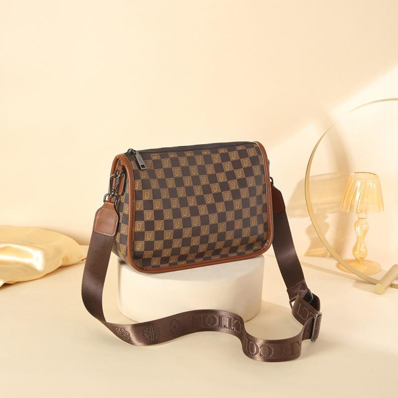 New Women's Bag Fashionable Versatile Plaid Single Shoulder Oblique Span Bag Portable Wide Shoulder Strap Large Capacity Simple Tote Bag