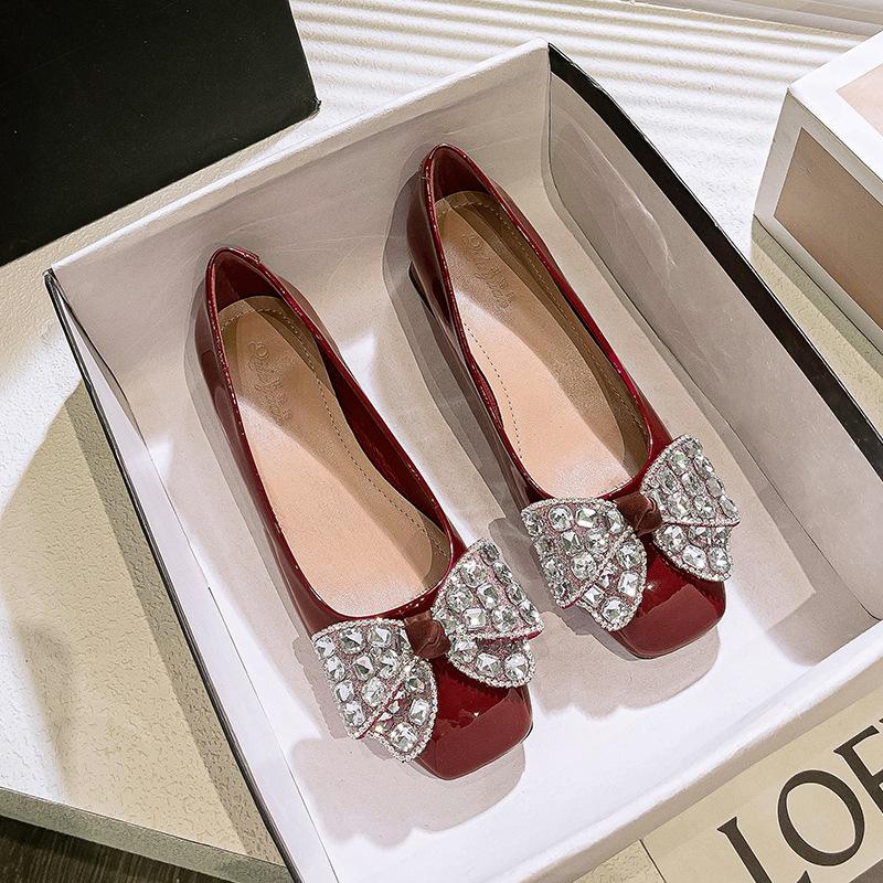 

French high heels thick heel spring 2025 new bow rhinestone burgundy square head light mouth low heel single shoes 35 бордовый