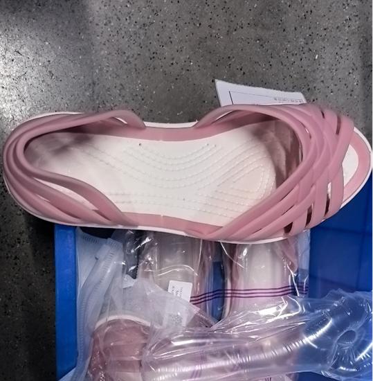 Flat Sandal Women Open Toe Lightweight Slip On Casual Summer Beach Shoes with Crisscross Strap Design and Flexible Sole