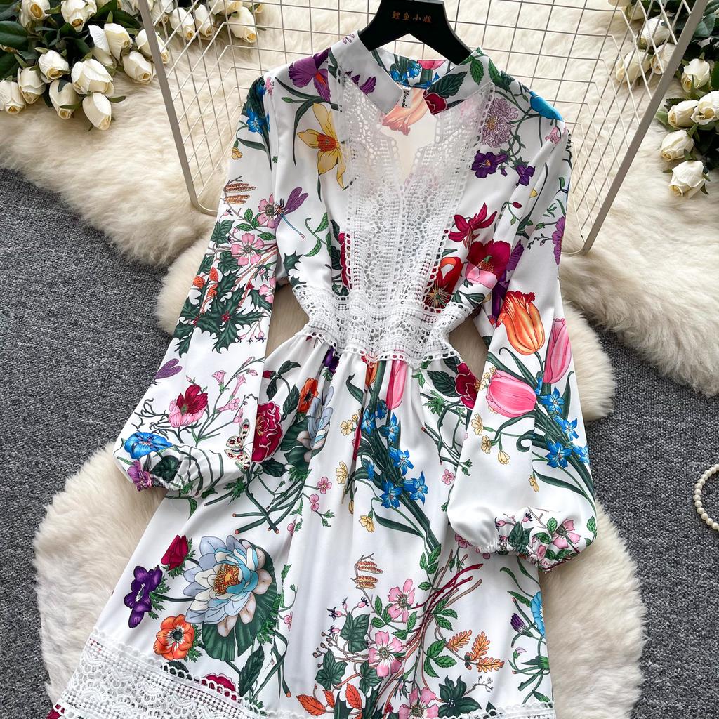 2026 New Floral Print Lace Patchwork Maxi Dress Women Elegant V Neck Long Sleeve White Casual Party Long Dresses Bohemian Robe