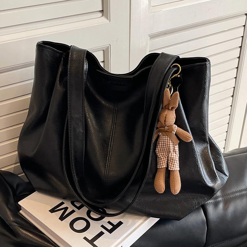 High End Large Capacity Bag for Women New Trendy Commuter One Shoulder Tote Bag for Women College Students Class Bag