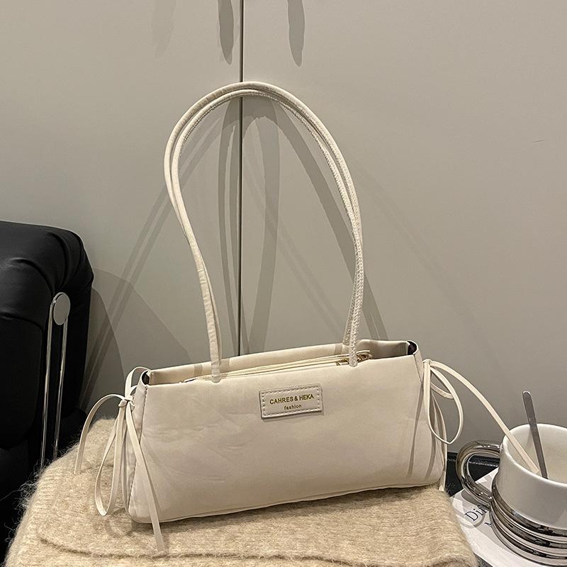 Unterarmtasche für Damen, Große Kapazität, Nischendesign, Hochwertiges Gefühl, Single-Shoulder Crossbody Baguette-Tasche