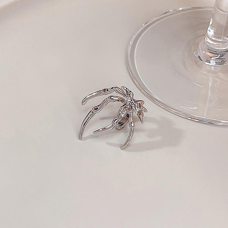 Gotik Punk Vintage Örümcek Kulak Kemiği Klipsi Kişilik Hip Hop Böcek Küpeler Kadın Kızlar İçin Parti Festival Takıları