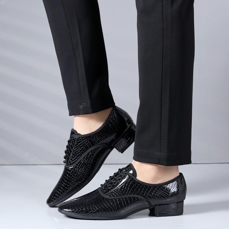 Leather Latin Dance Shoes for Men Soft Rubber Sole Modern International Standard Dancing Shoes Heeled 3cm