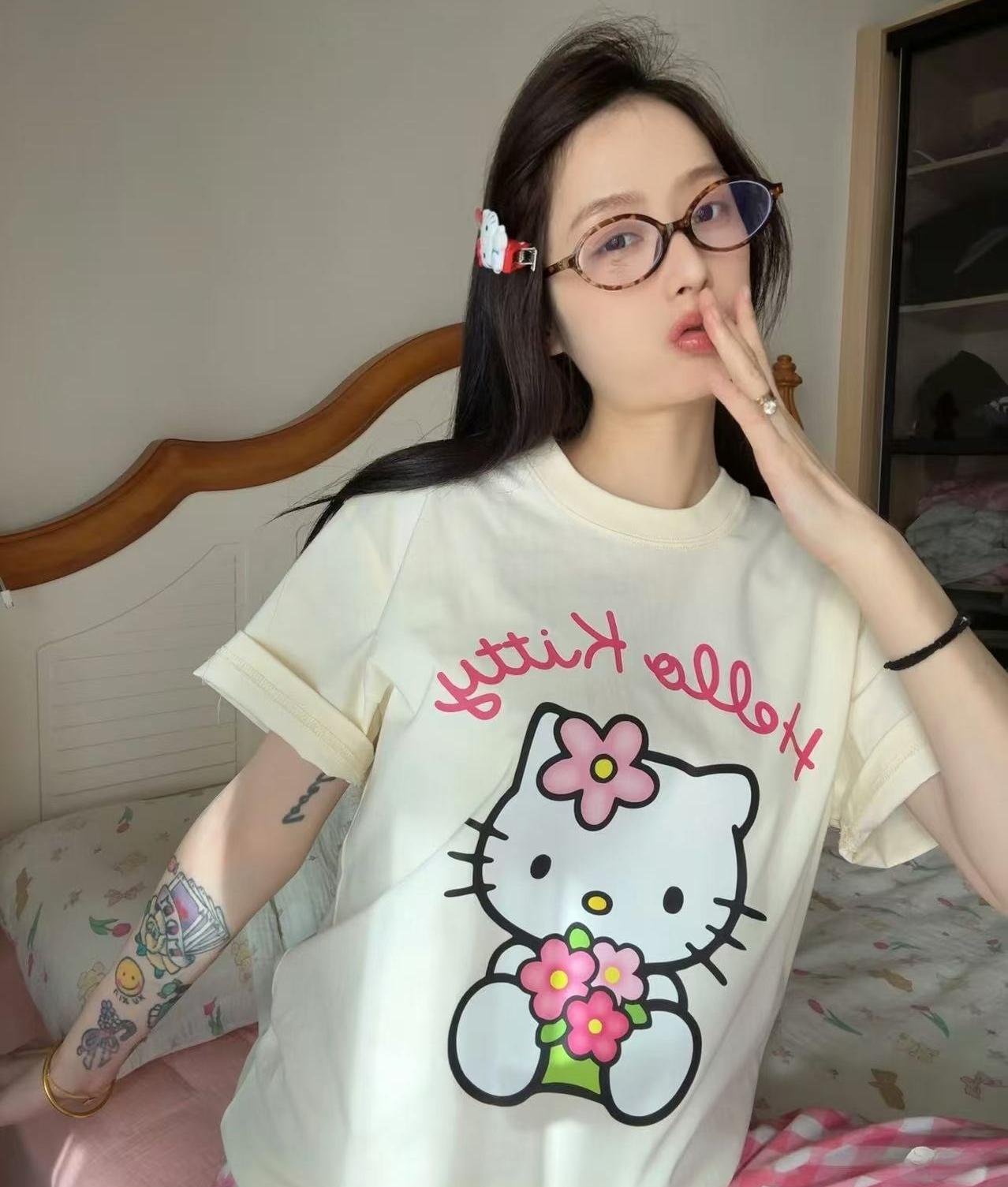 

2026 KT cat Tshirt for Women summer style loose fit fashionable comfortable and versatile S