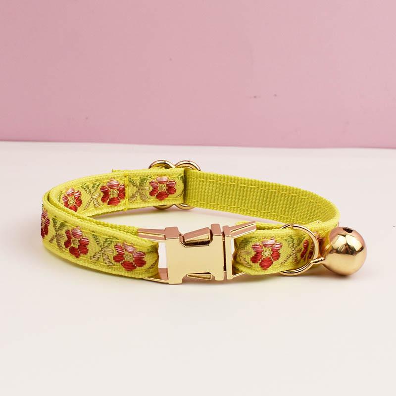 Adjustable Comfortable Cat Collar with Bell Personalized Pet Collar for Cats And Small Dogs metal hardware set cat collar S