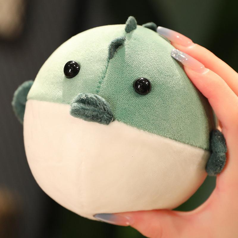 

Cute little puffer doll plush toy puffer doll squeeze decompression pinch ball children s soothing doll 15cm（0.05kg） зелёный