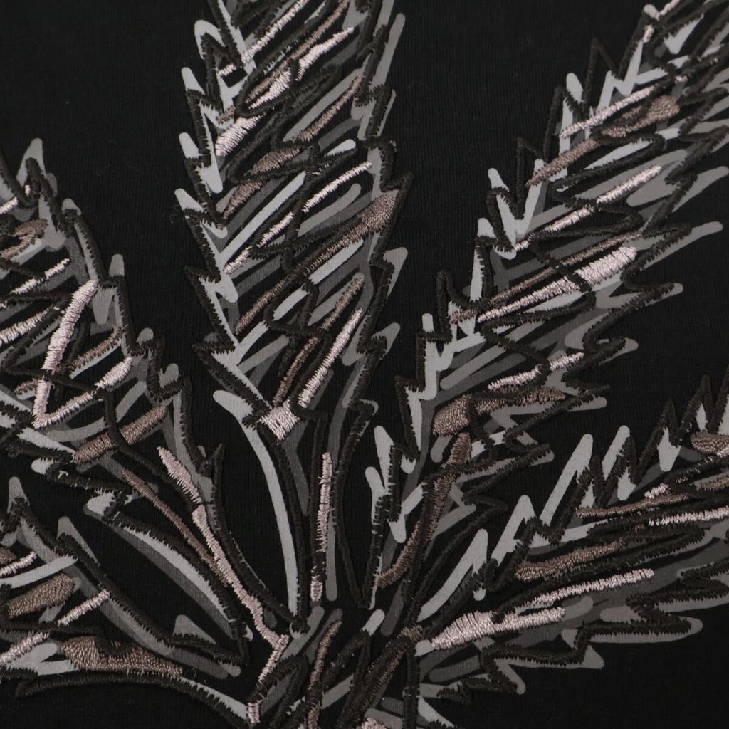 1piu1uguale3 MRT289 Black BACK LEAF V-NECK TEE V-neck T-shirt Tops 4 blackUsed