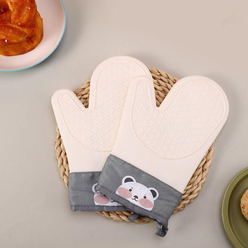2Pcs Thickened Silicone Insulation Gloves Cartoon Bear Kitchen Hand Clamps Oven Mitts  Cooking