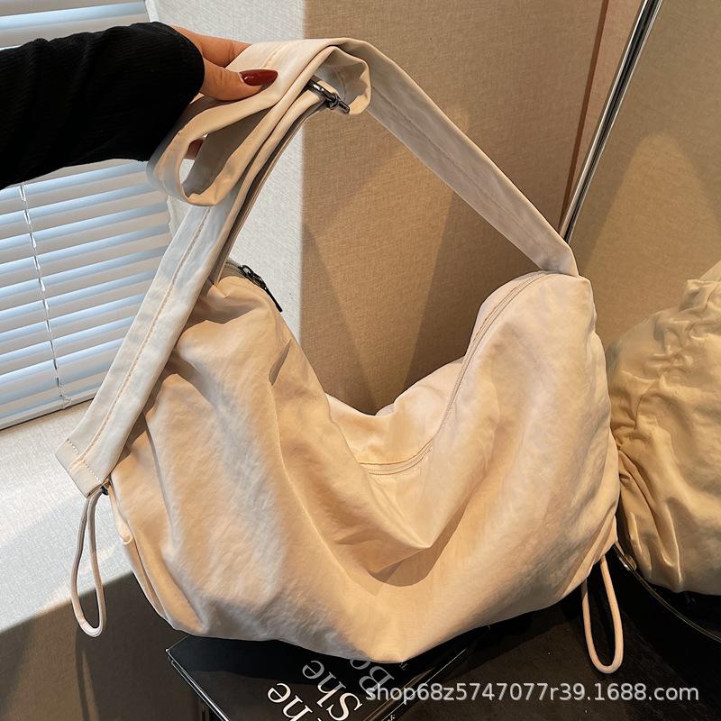 Japanese waterproof nylon tote bag sports messenger bag men's and women's large-capacity canvas bag cycling relaxation shoulder bag