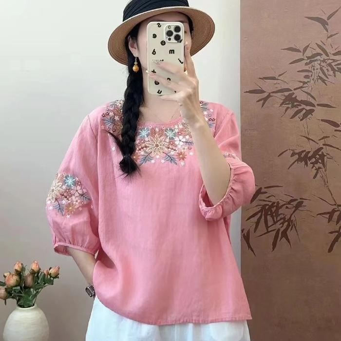 Embroidered Fashion Three-quarter Sleeve T-shirt Summer Loose and Thin Cotton Round Neck Pullover Small Shirt Top