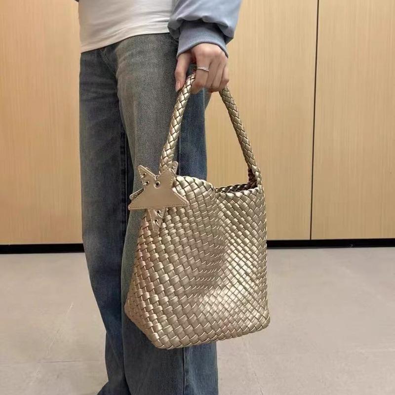 Guns and Guns Niche Gold Handwoven Bag Portable Tote Bag Casual Lazy Wind One Shoulder Underarm Bucket Tide