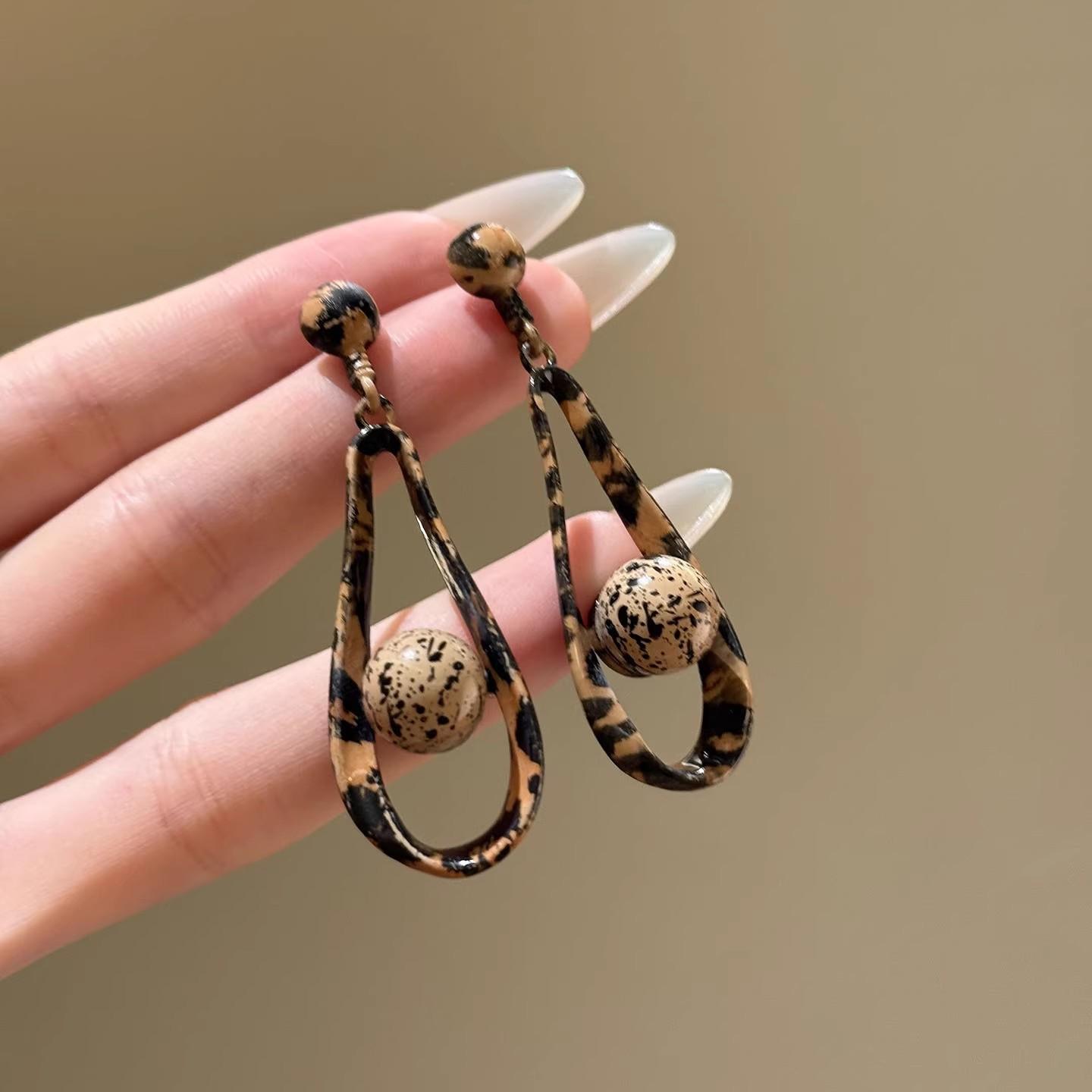 

1 пара преувеличенных серег-капель с леопардовым принтом для осени и зимы, уникальные модные длинные большие серьги, женские серьги в стиле легкой роскоши, высокого класса, ретро one-size