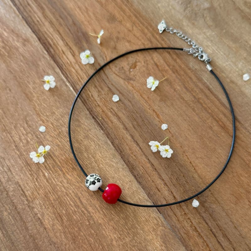 FANTASTIC PLANET Flower Ball String Necklace